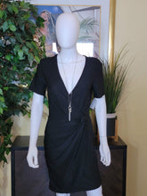 Load image into Gallery viewer, Black V-Neck Lurex Dress
